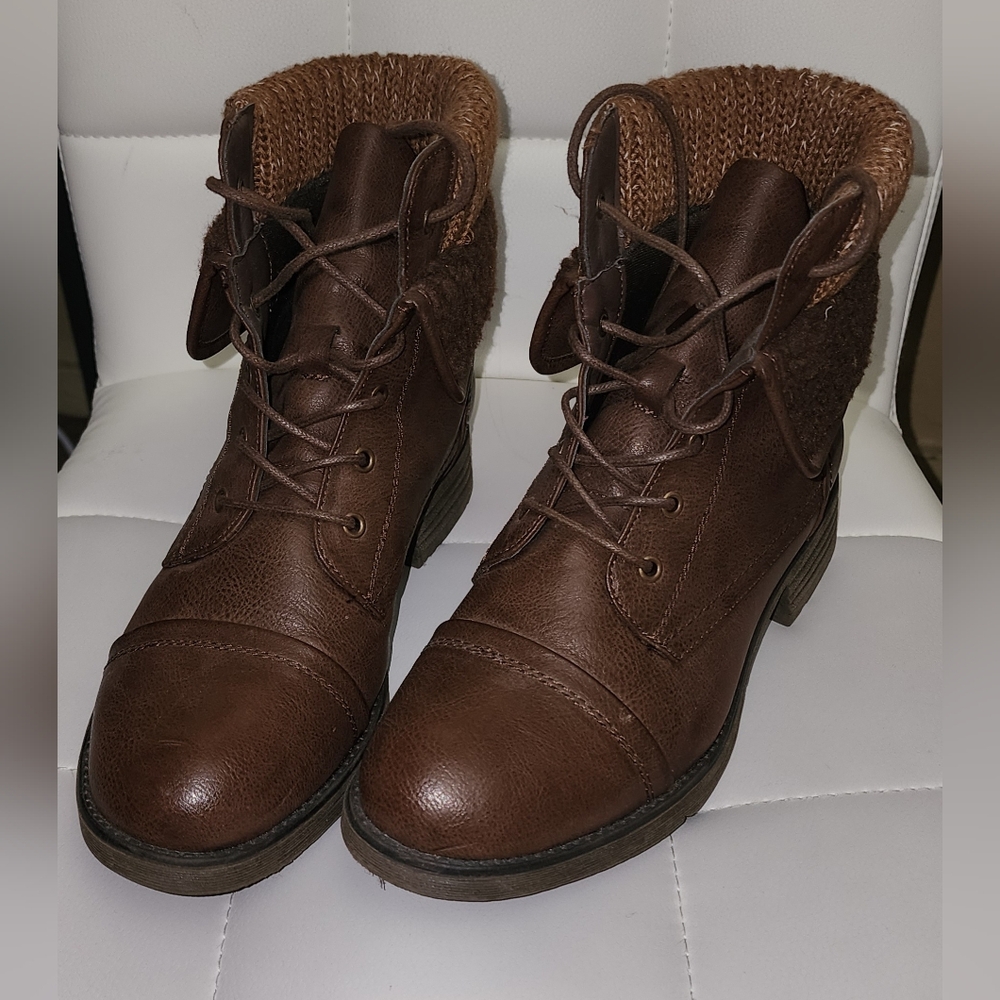 Women's boots